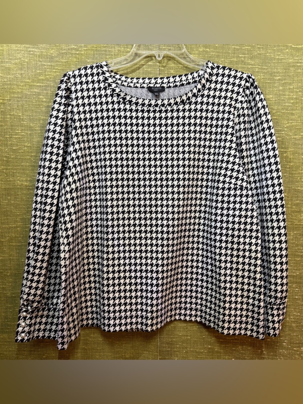 Talbots Pearl Button-Cuff Houndstooth Knit Top
